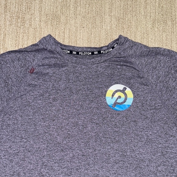 Rhone X Peloton Shirt Men' Size XL Gray/Purple Cycling Activewear - Picture 4 of 10
